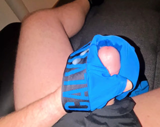 Quick jerk and a lot of cum