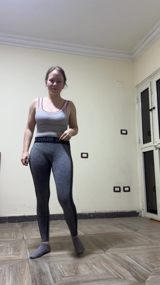 Hot Body and Skin-tight Leggings