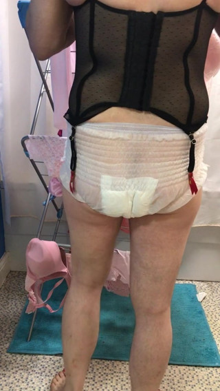 Sissy pullup Diaper little clitty in nappy
