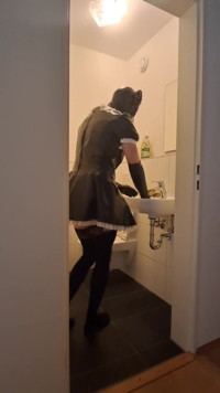 Caged sissy maid slave  cleaning the bathroom for mistress and her boyfriend lucy dee | Tranny Update | Porn videos