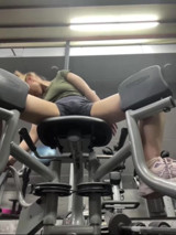 Jucielussie do public show in the gym
