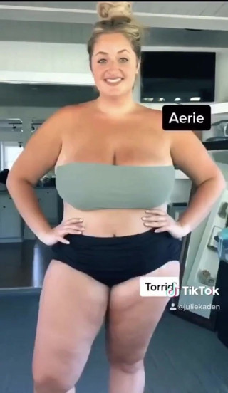 Bbw swimsuit modeling