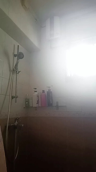 Taking a shower thumbnail