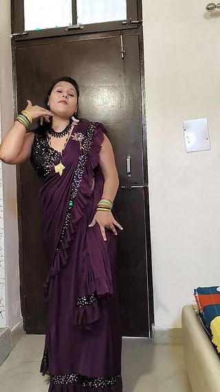 Puja bhabhi nude dance