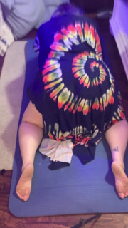 BBW Does Peek a Boo Yoga