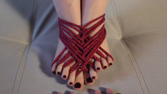 Giving my pale hot girlfriend a feet massage while I tied her up - Nawashi Black