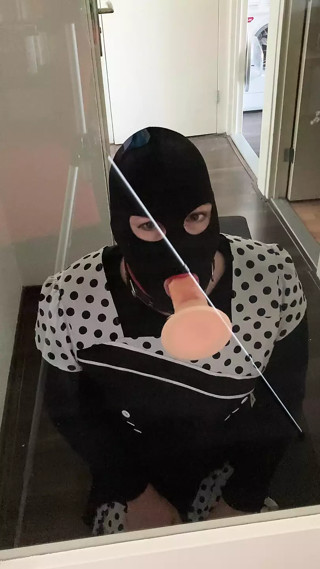 Sissy cock sucking practice