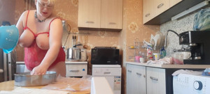 Cooking in sexy lingerie and lush in my ass