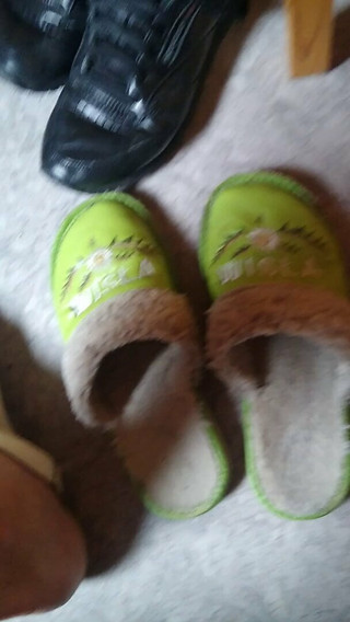 Fucking my girlfriend's slippers