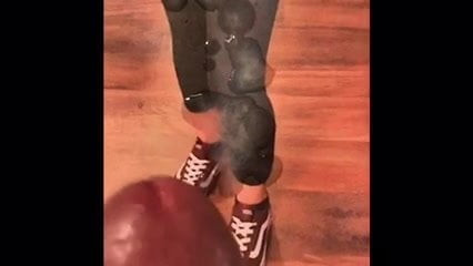 Leggings cum tribute blonde sneakers