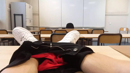 Horny at school during course revision, this French-Asian student takes out his cock in public, jerks off in a risky university 