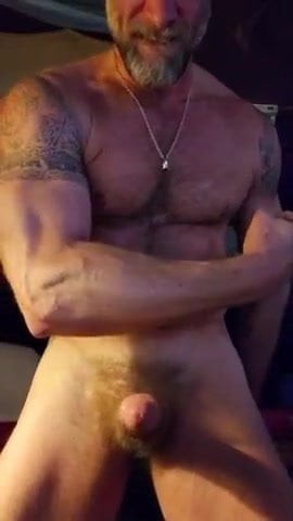 BEARDED NASTY STEP DAD