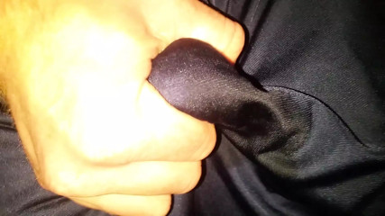 Outdoors leaking pee into my tracky bottoms