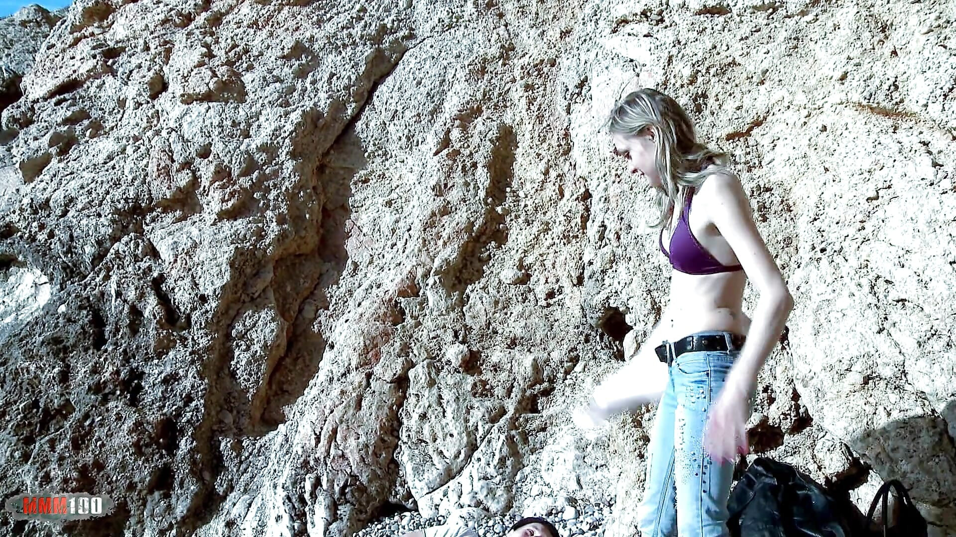 Superb French blonde Candys chupa well fucked at the beach