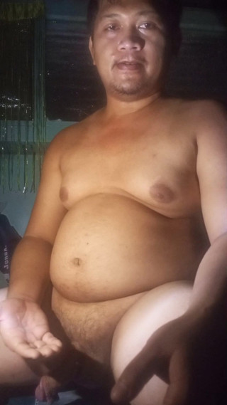 Chubby man quick fucking his pussydoll