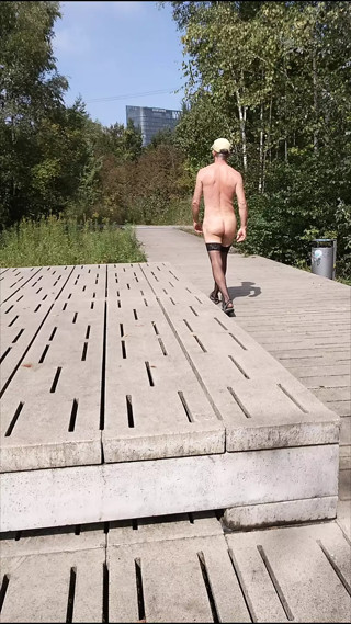 Begging the horny slut for forgiveness thumbnail