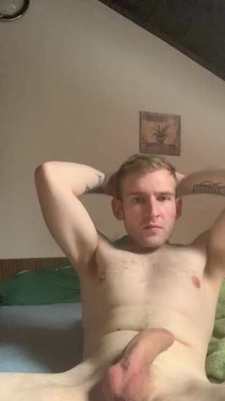 He shaked for you his huge penis