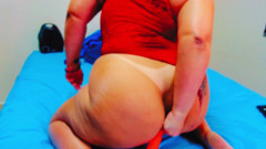 MAGNIFICENT GIANT ASS - SHE PARTICIPATES IN SWINGING