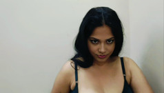 INDIAN DESI MODEL SECRET SEX WITH DELIVERY MAN