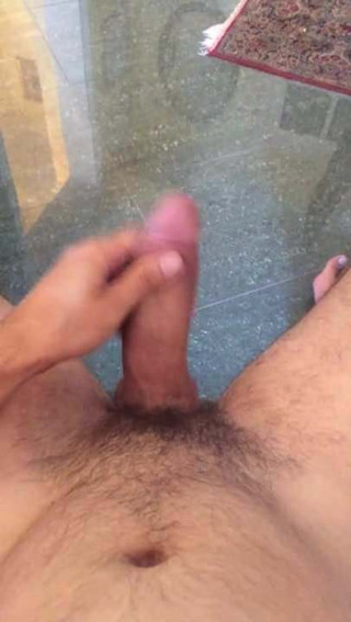 Lazy Sunday big cock wank