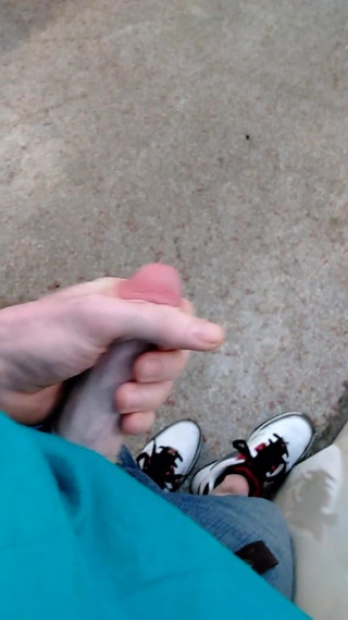 flashing in the Laundromat
