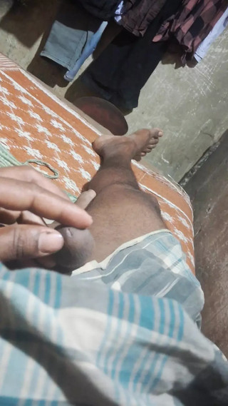 Indian boy hanjob