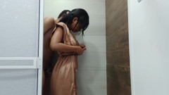 I go in to shower with my stepsister in the bathroom and finish it dro