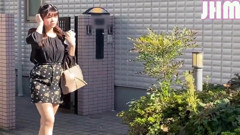 4 People Caught in an Intimate Routine - B