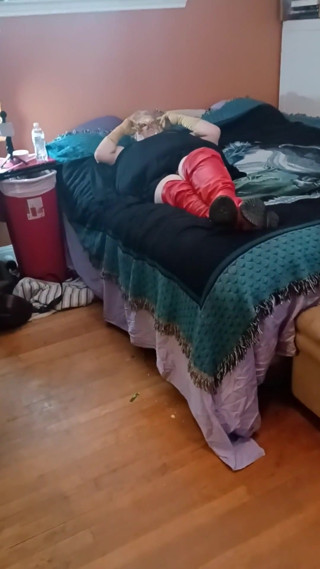 BBW Bat Girl Masturbates for You with Her Golden Gloves on!