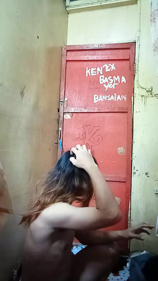 Nag CR pero Wala naka ligo ang Reyna