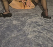 Hot Wife Fingers pussy