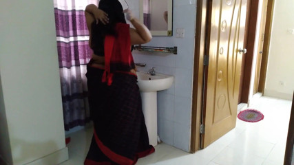Tamil Hot Stepaunty Stand in Front of Mirror & Hair Combined Then a Guy Fucks Her on Valentine's Day – 2023 Happy Valentine