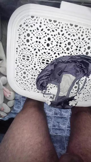 Stepsister panties cum