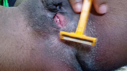 All man like clean pussy let's shave my pussy