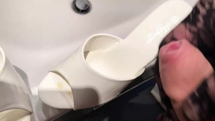 Cum on White Mules 3 thumbnail