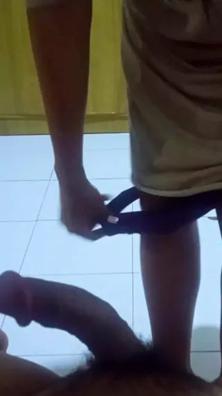 My friend's girlfriend loves