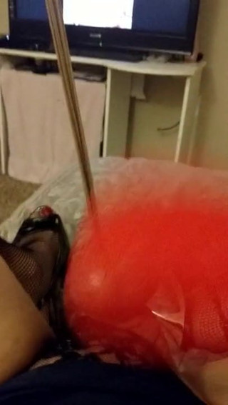 Submissive sissy crossdresser into ballbusting