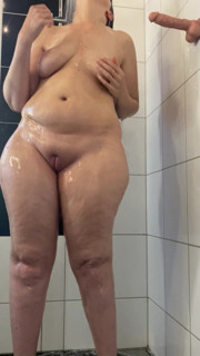 Showers with Fixi