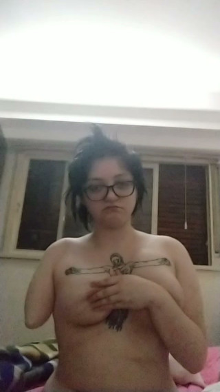 Double amputee masturbates for you