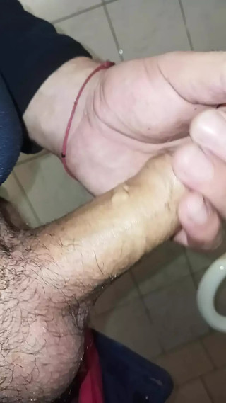I like to masturbate