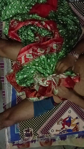 Enjoyed fucking Padosan Bhabhi's soft saree