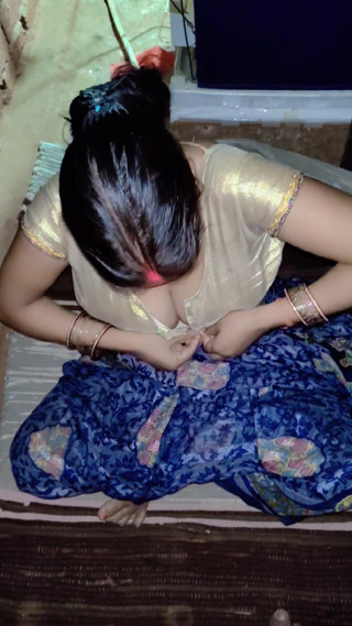 Bhabhi ki night mein chudai desi village Indian