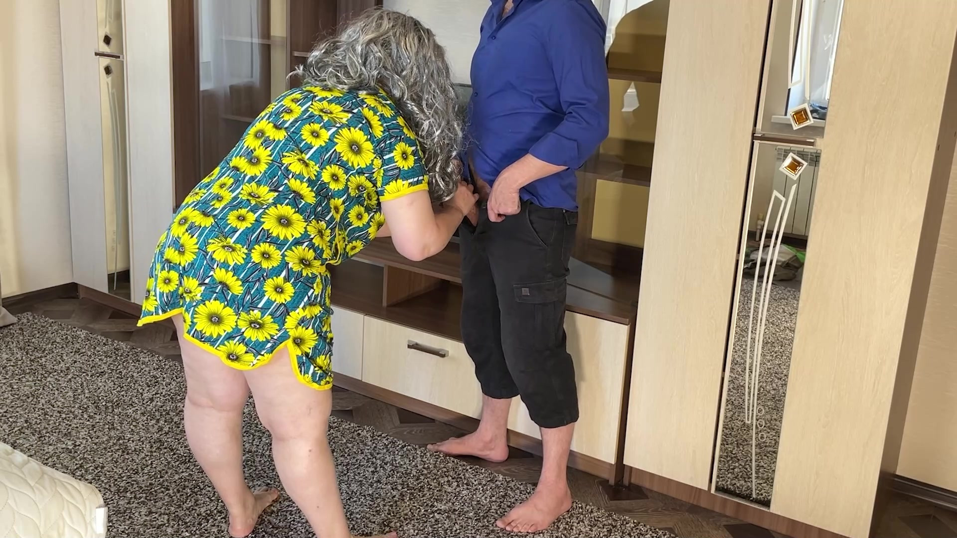On a soft bed, the stepmom loves to have sex and quietly moans when she is fucked in the ass
