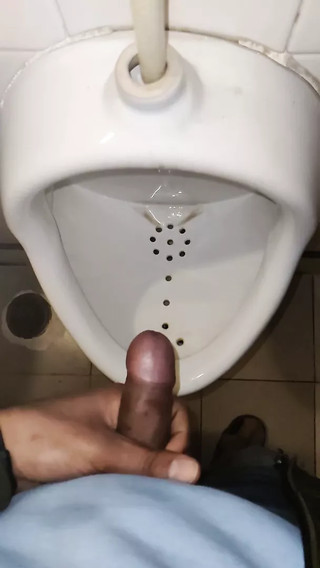 Jurking In My Office Toilet when I saw my hot n sexy colleag