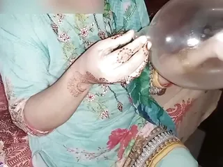 Choti ne condoms ko he balloon Samaj liya or condom ka sath khalnay lagi (LITTIL STEPSISTER AND STEPBROTHER)