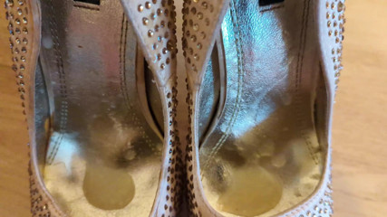 Cumming some lovely gold platforms