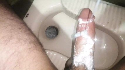 My big cock pissing handjob cumshot creamie bathroom nanga munda Pakistani