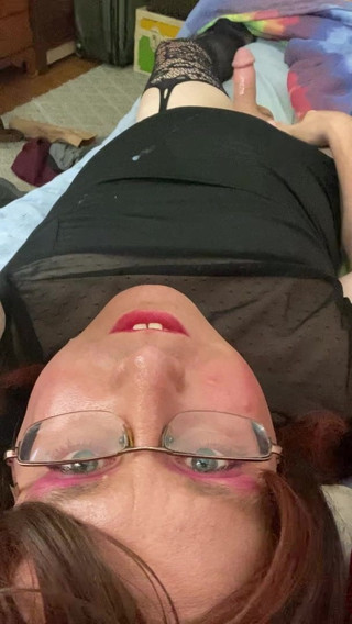 Playing with my little clit till I cum