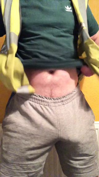 Scally builder shows big bulge, ginger pubes &amp; hard uncut dick