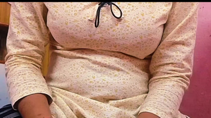 Indian desi bhabhi fisted her boyfriend.xhamaster viral video